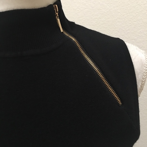 Black Sleeveless Mock Turtleneck - Picture 2 of 6